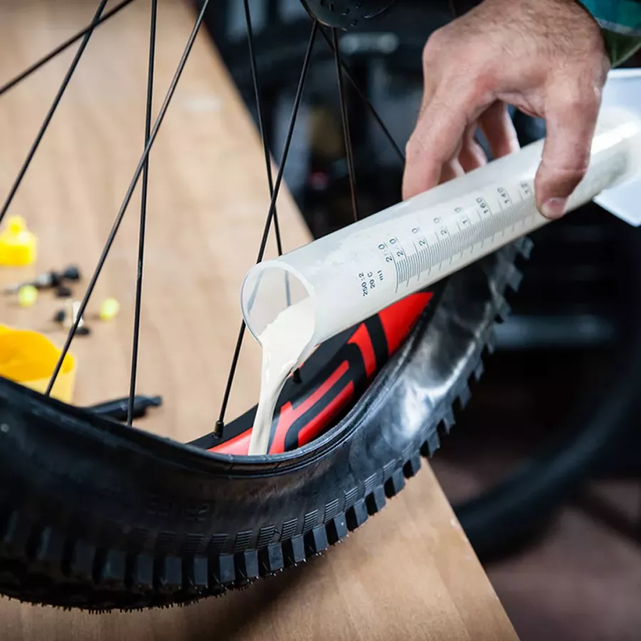 Recarga líquido tubular