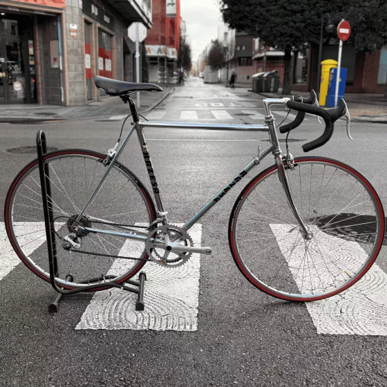 Razesa clásica cromada Shimano 105 2x7 | Sivila Bike