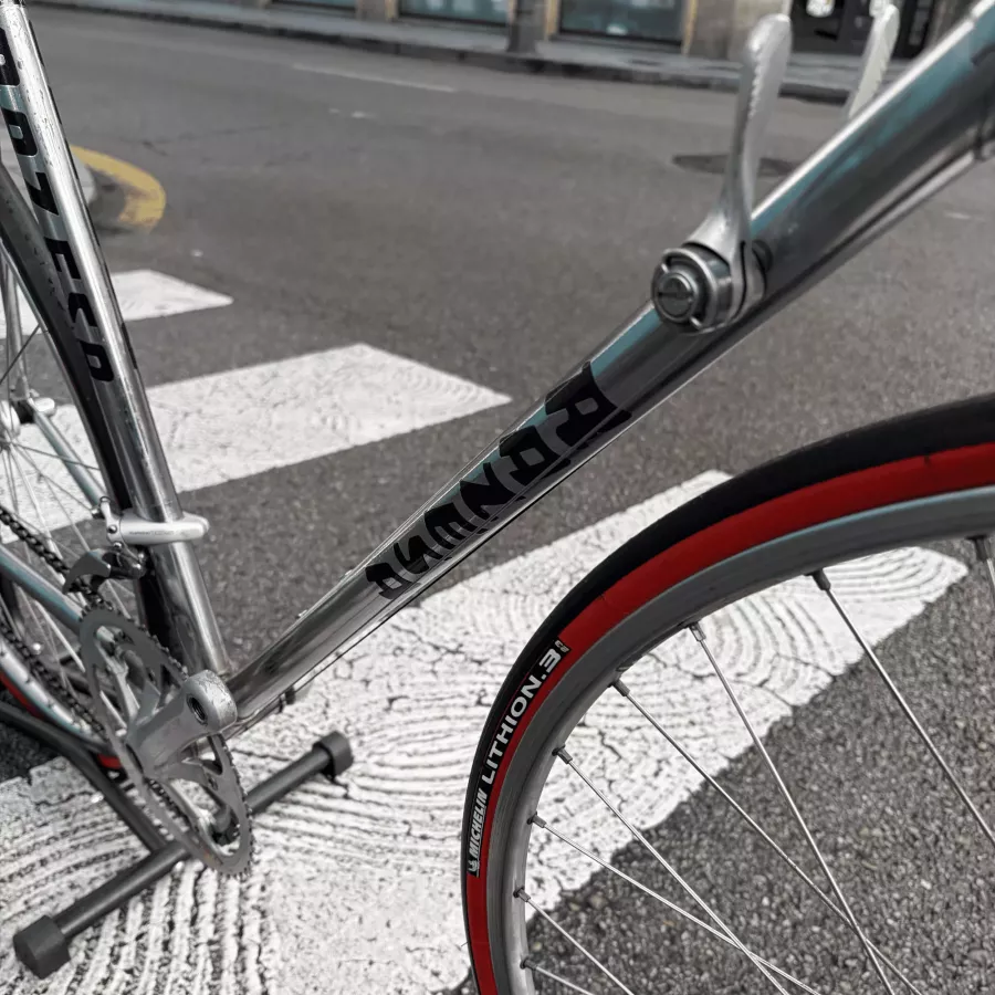 Razesa clásica cromada Shimano 105 2x7 | Sivila Bike